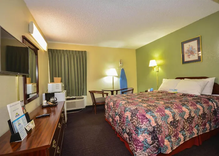 Hotel Days By Wyndham Southern Hills/oru
