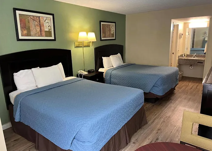 Hotel Days By Wyndham Southern Hills/oru Tulsa