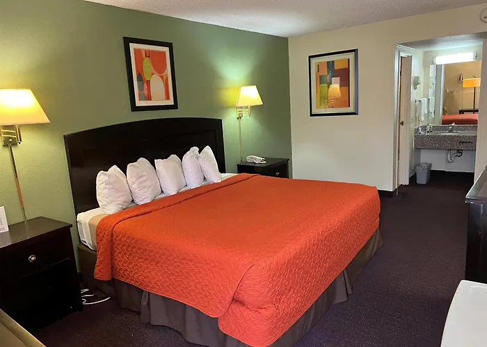 Days By Wyndham Southern Hills/oru Hotel 3*