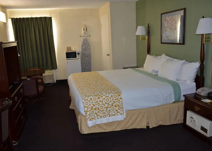 Days By Wyndham Southern Hills/oru 3*