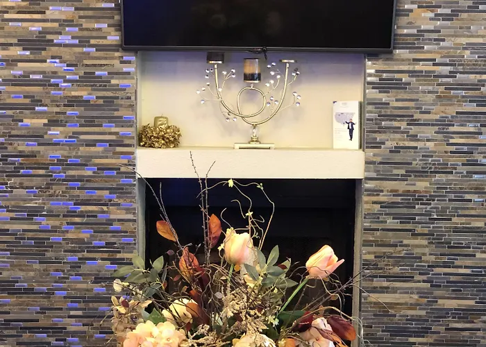 Days By Wyndham Southern Hills/oru Hotel Tulsa